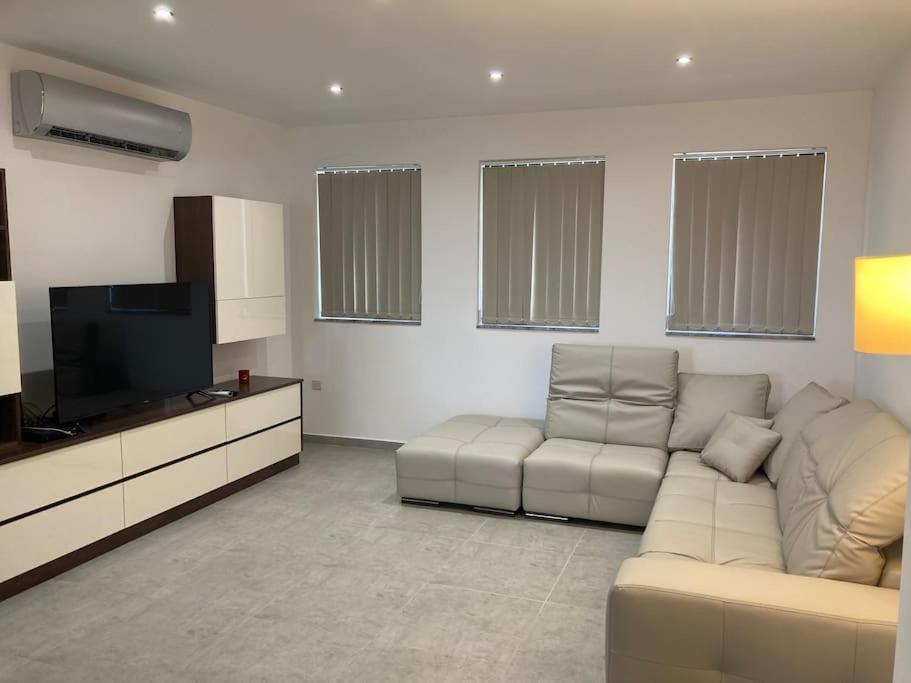 Dream Theatre Maisonette Марсаскала Экстерьер фото