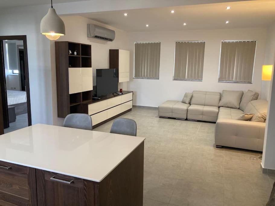 Dream Theatre Maisonette Марсаскала Экстерьер фото