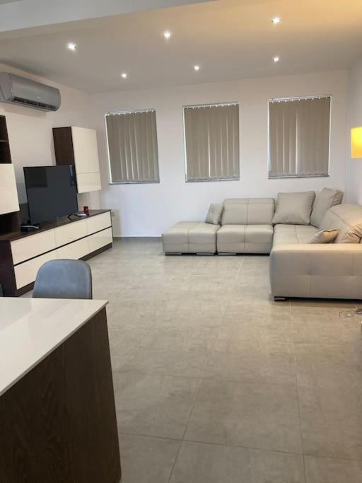 Dream Theatre Maisonette Марсаскала Экстерьер фото